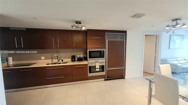 485 Brickell Ave # 2311, Miami FL 33131 - Miami, FL - Photo 4