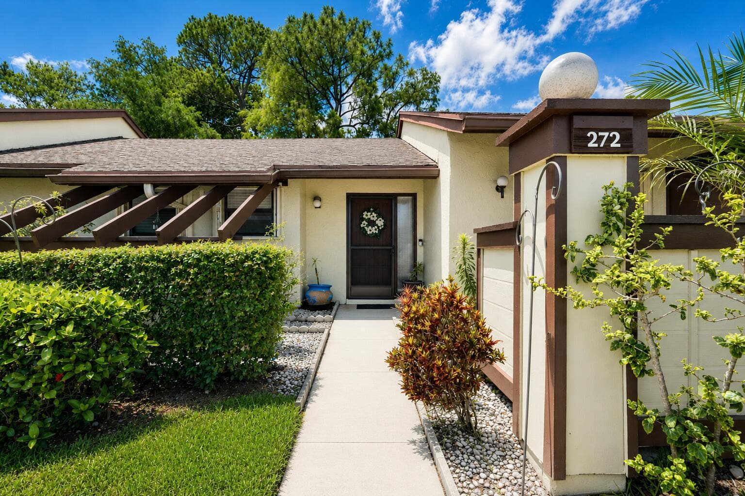 272 Beaver Dam Court, Royal Palm Beach FL 33411