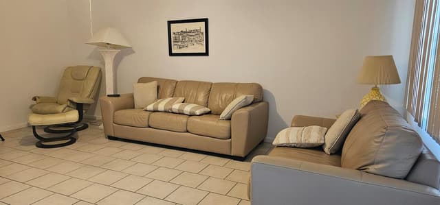 263 Suffolk G, Boca Raton FL 33434 - Boca Raton, FL - Photo 2