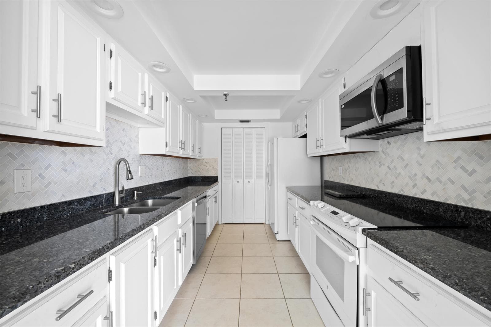 859 Jeffery Street # 312, Boca Raton FL 33487