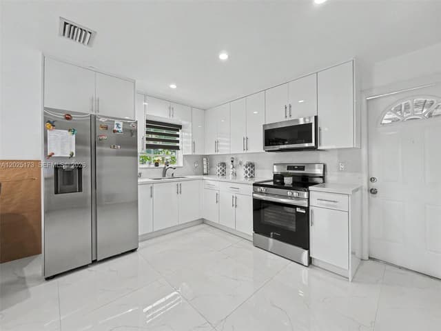 1901 NW 153rd St, Miami Gardens FL 33054 - Miami Gardens, FL - Photo 6