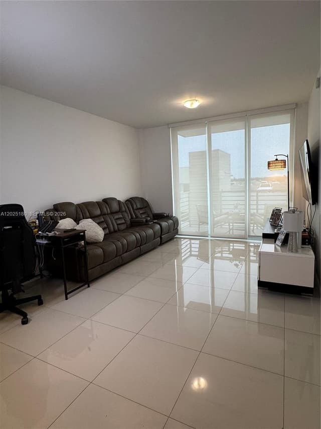 7875 NW 107th Ave # 602, Doral FL 33178 - Doral, FL - Photo 2