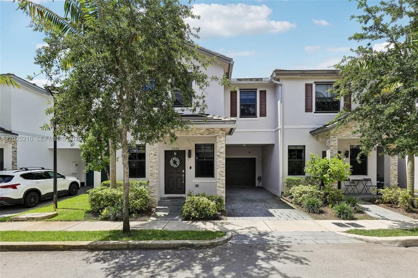 1526 SW 29th St, Fort Lauderdale FL 33315