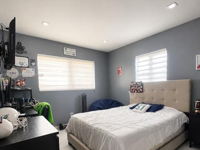 8490 NW 17th Ct, Pembroke Pines FL 33024 - Pembroke Pines, FL - Photo 7