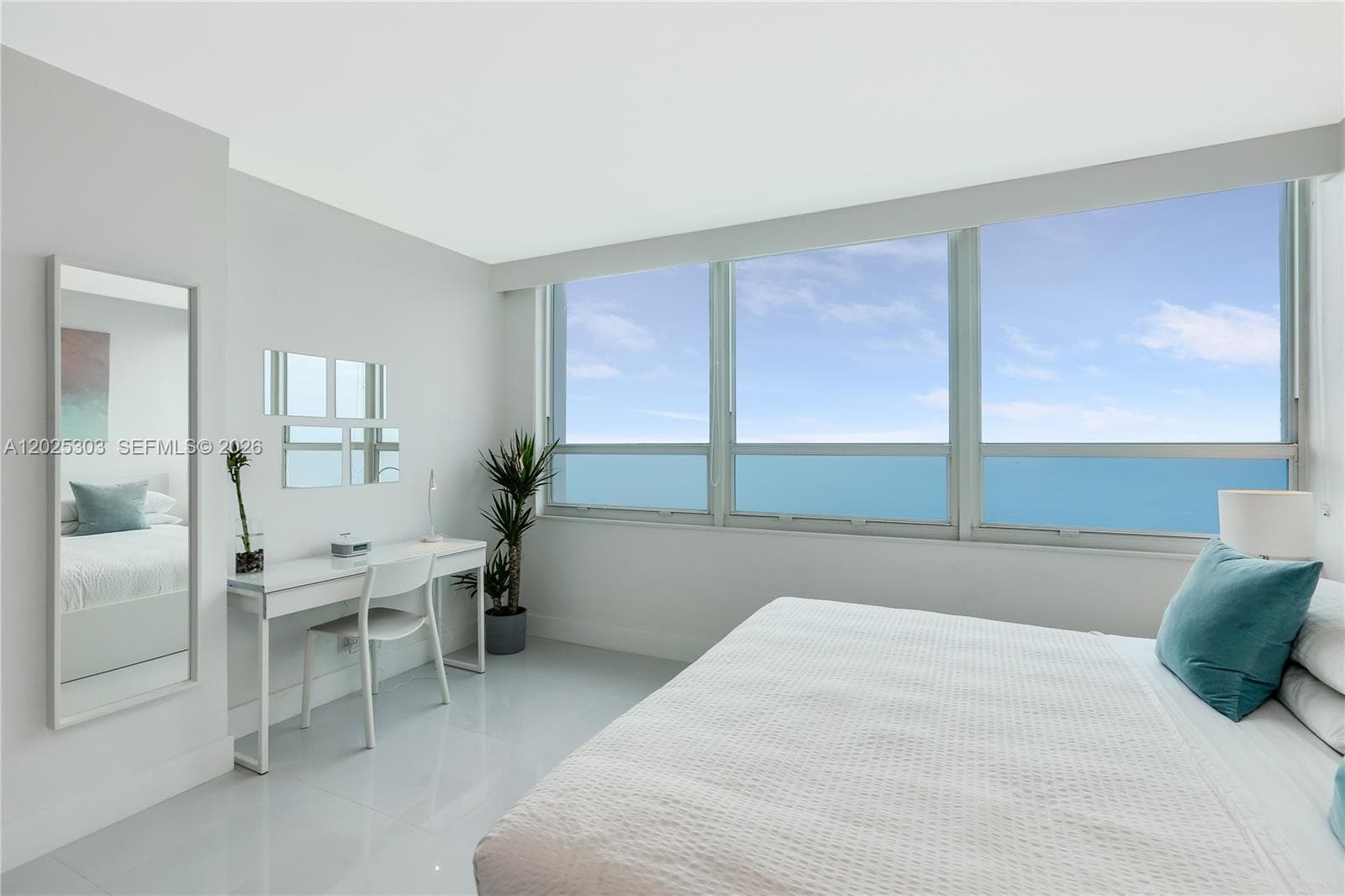 5445 Collins Ave # 1424, Miami Beach FL 33140