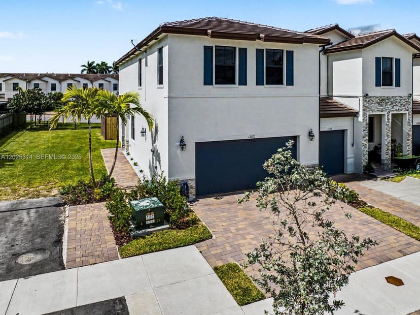 13170 SW 232nd Ln, Miami FL 33032