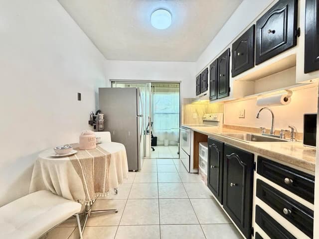 19 Abbey Lane # 204, Delray Beach FL 33446 - Delray Beach, FL - Photo 7