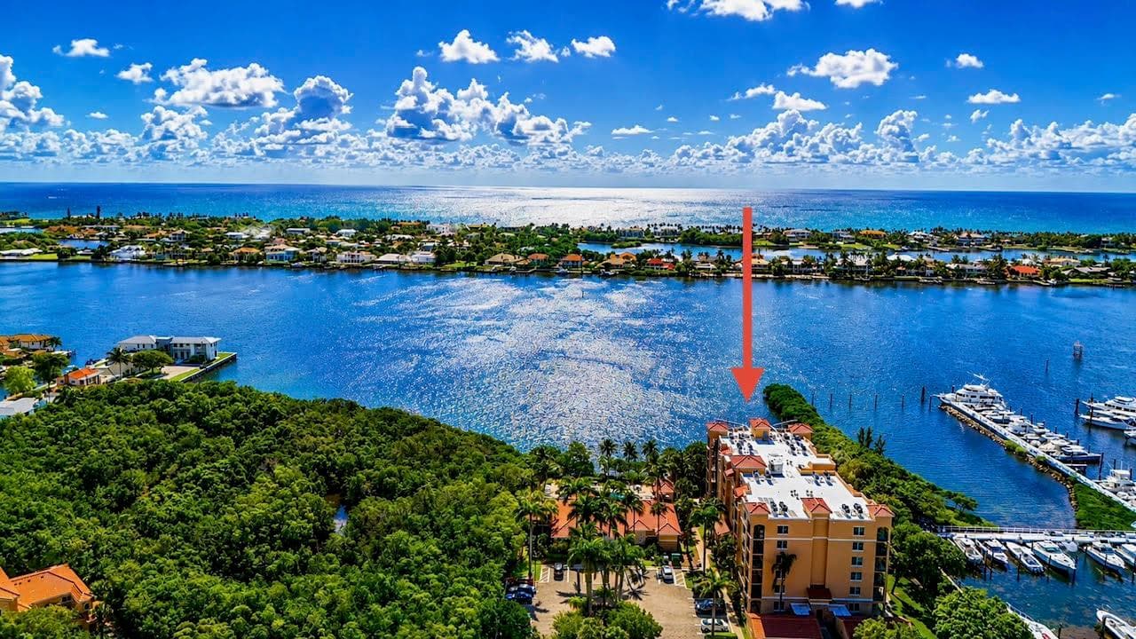 1200 Scotia Drive # 403, Hypoluxo FL 33462