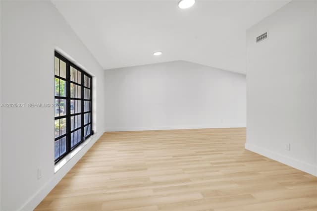 8475 NW 2nd Mnr, Coral Springs FL 33071 - Coral Springs, FL - Photo 3
