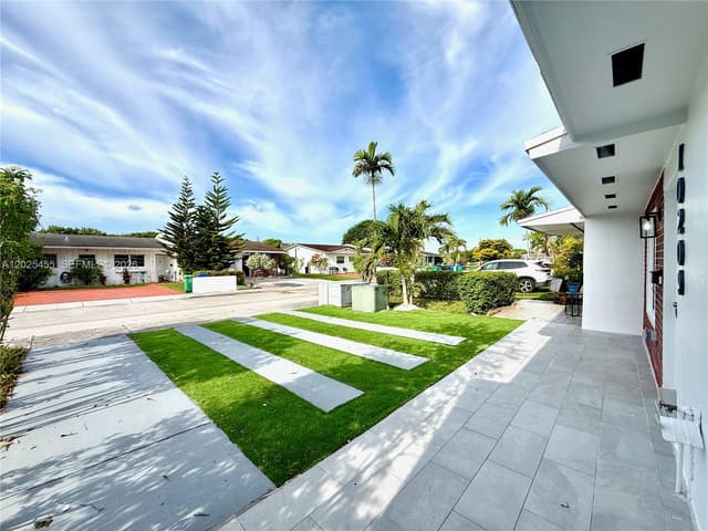 10209 SW 20th Ter, Miami FL 33165 - Miami, FL - Photo 3