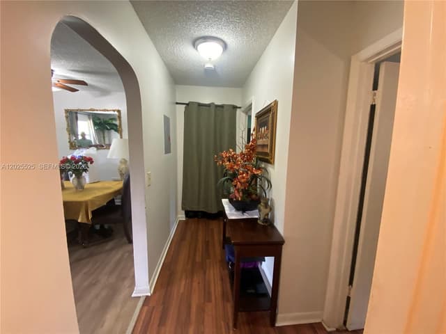 1702 S Dixie Hwy # 15, Lake Worth FL 33460 - Lake Worth, FL - Photo 4
