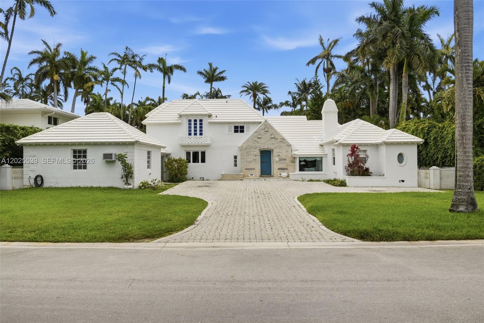 2535 Sunset Dr, Miami Beach FL 33140