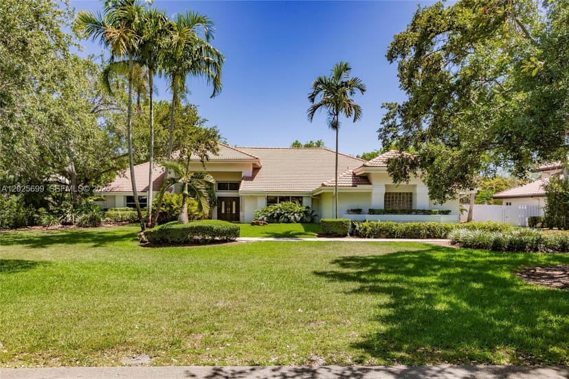 9818 SW 111th Ter, Miami FL 33176
