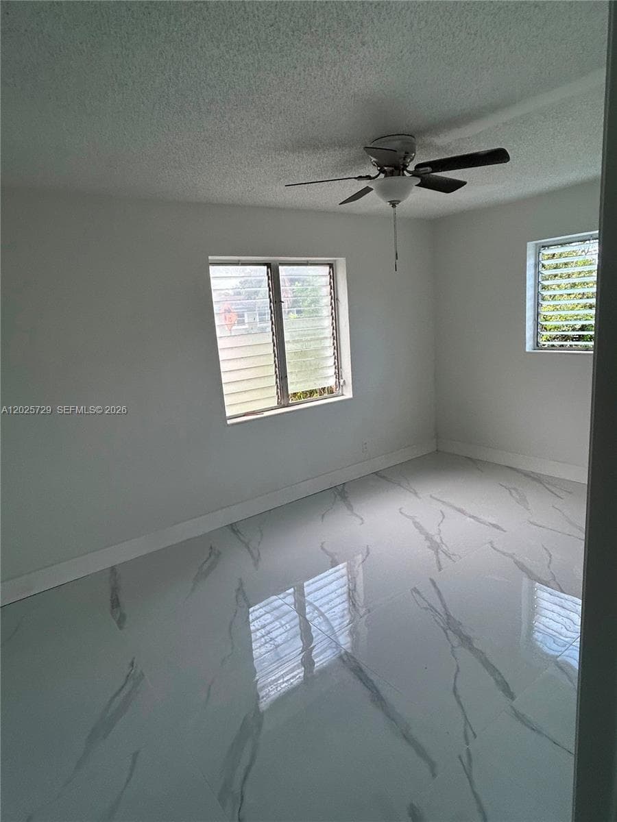 4380 SW 23rd St, Fort Lauderdale FL 33317