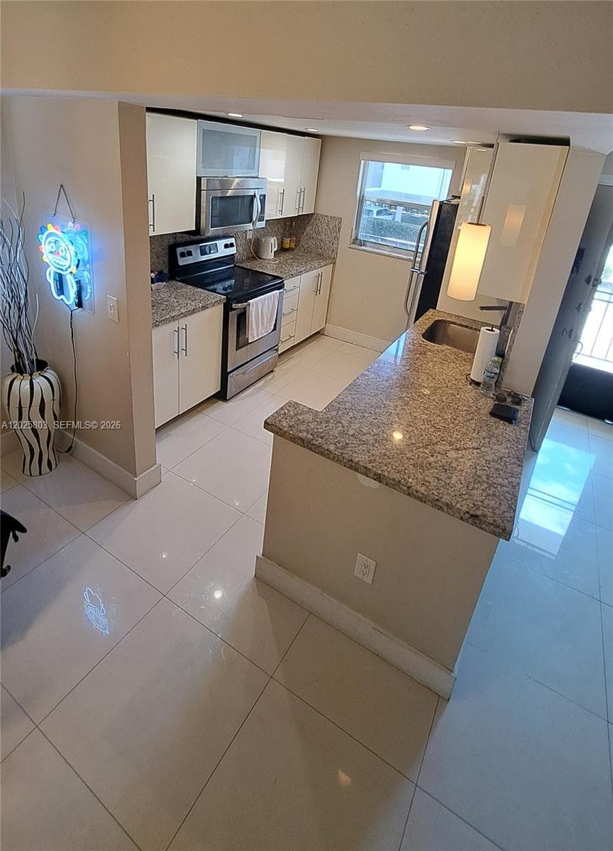 201 178th Dr # 209, Sunny Isles Beach FL 33160