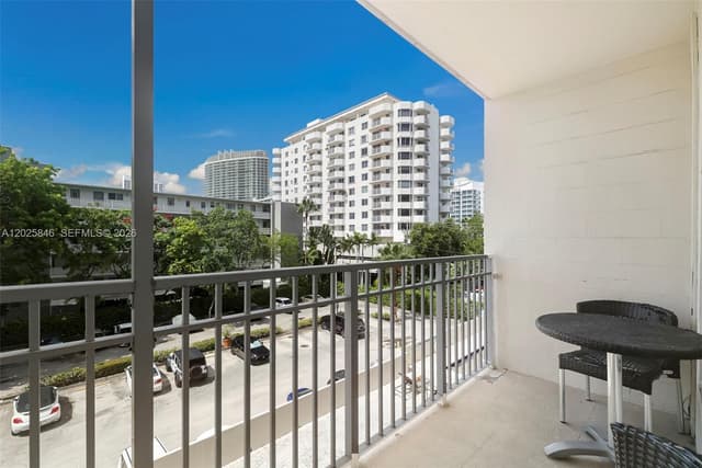 1300 Lincoln Rd # B402, Miami Beach FL 33139 - Miami Beach, FL - Photo 5