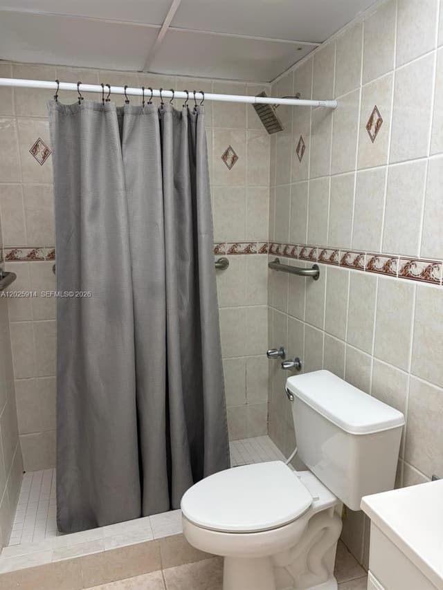 6820 W Flagler St # 212, Miami FL 33144 - Miami, FL - Photo 5