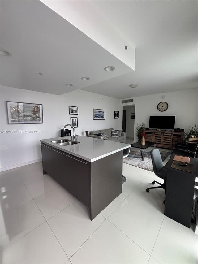 7875 NW 107th Ave # 504, Doral FL 33178 - Doral, FL - Photo 4