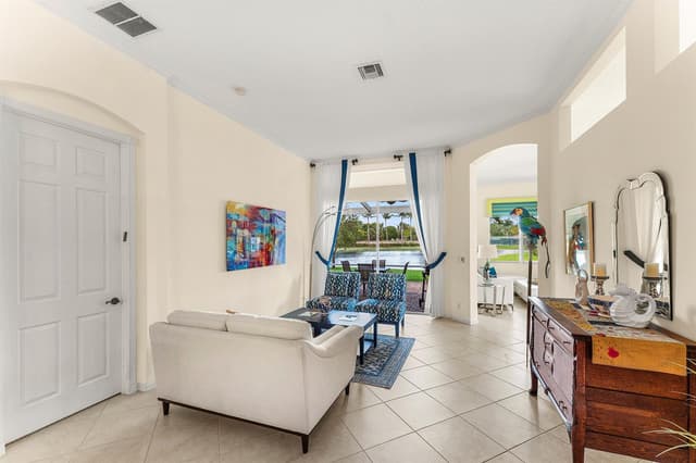8240 Parini Way, Lake Worth FL 33467 - Lake Worth, FL - Photo 6