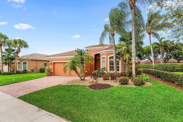 8240 Parini Way, Lake Worth FL 33467 - Lake Worth, FL - Photo 3