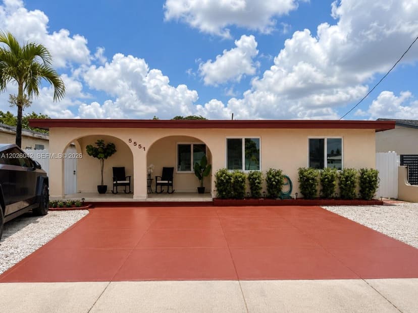 5551 E 4th Ave, Hialeah FL 33013