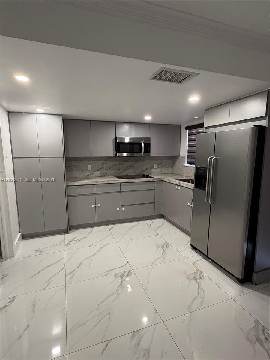 8430 NW 8th St # B11, Miami FL 33126 - Miami, FL - Photo 1
