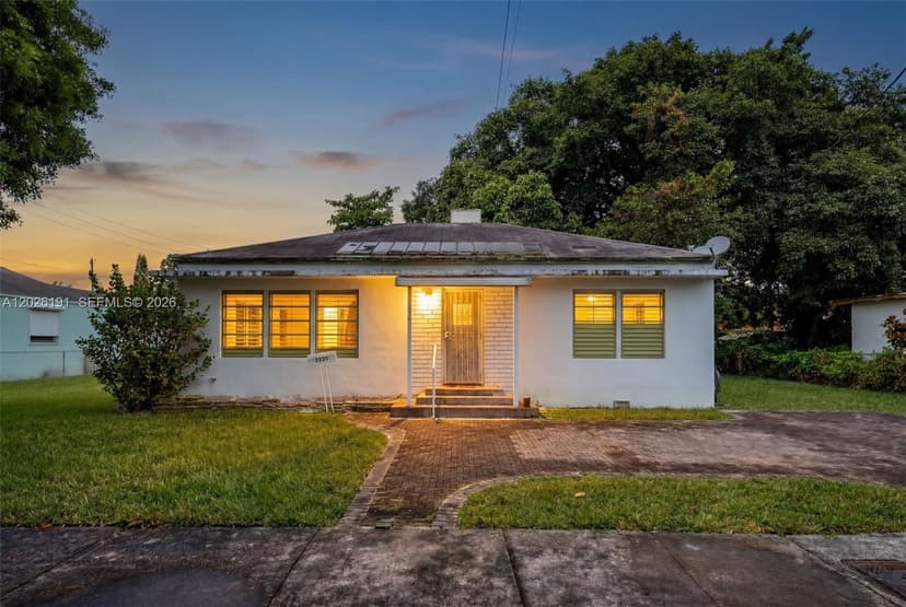 1279 NW 41st St, Miami FL 33142