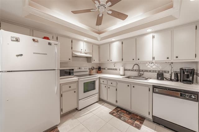 1902 Bermuda Circle, Coconut Creek FL 33066 - Coconut Creek, FL - Photo 6