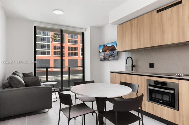 121 NE 5th St # 510, Miami FL 33132 - Miami, FL - Photo 6