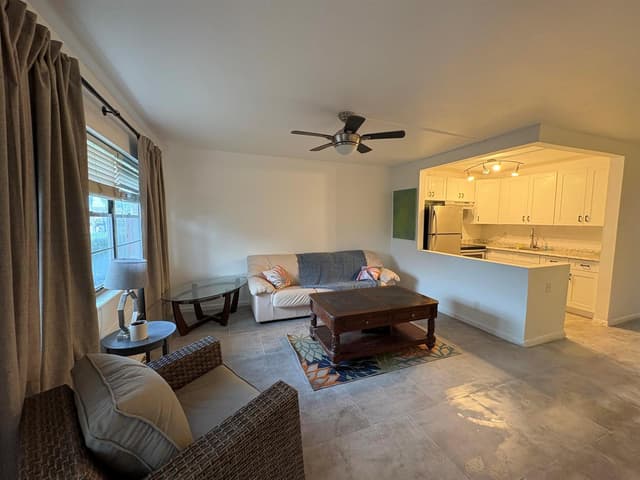 2 Kent A, West Palm Beach FL 33417 - West Palm Beach, FL - Photo 3