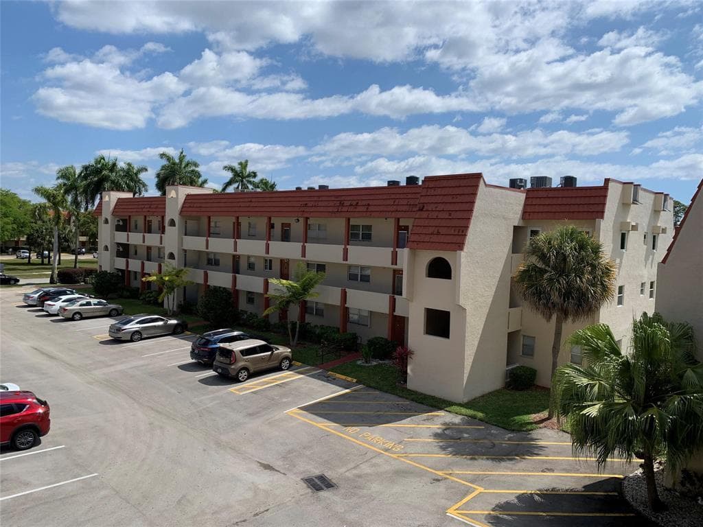 8080 N Sunrise Lakes N # 303, Sunrise FL 33322 - Sunrise, FL - Photo 1