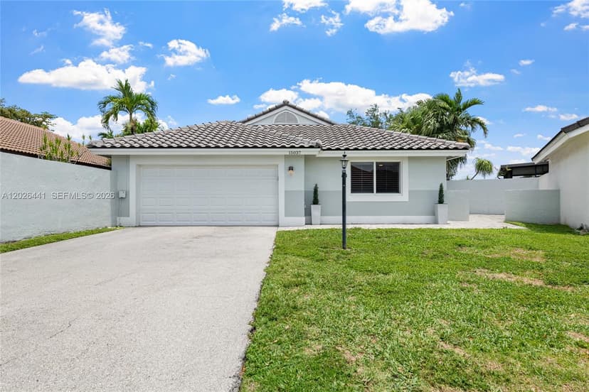 15037 Brighton Ln, Davie FL 33331