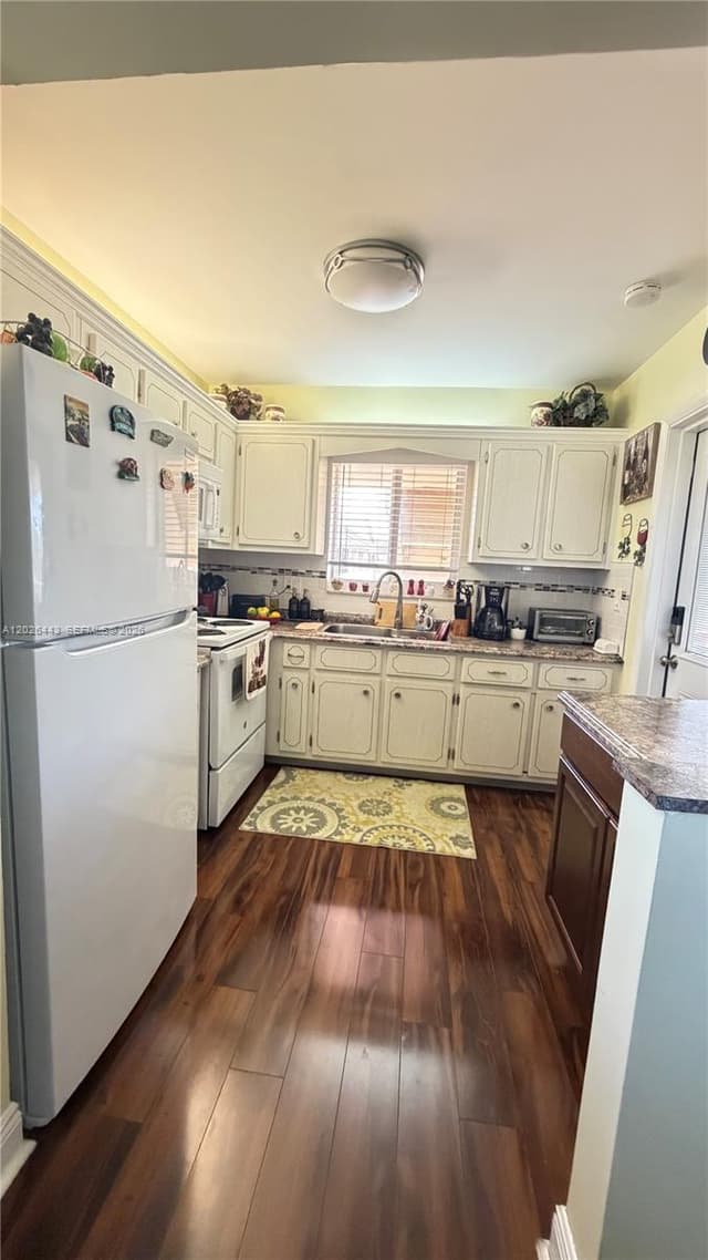 5300 Washington St # D309, Hollywood FL 33021 - Hollywood, FL - Photo 3