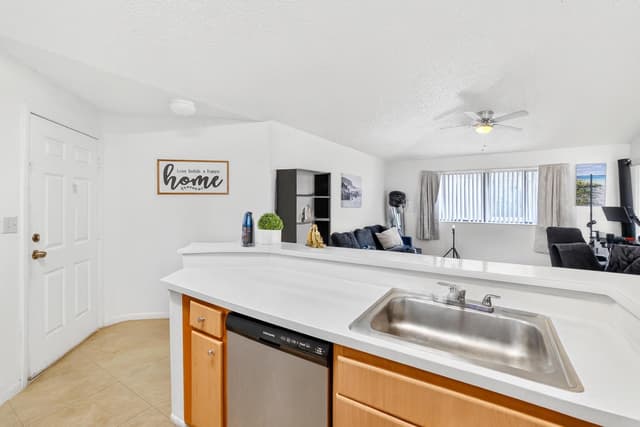 2550 SW 18th Terrace # 2005, Fort Lauderdale FL 33315 - Fort Lauderdale, FL - Photo 6