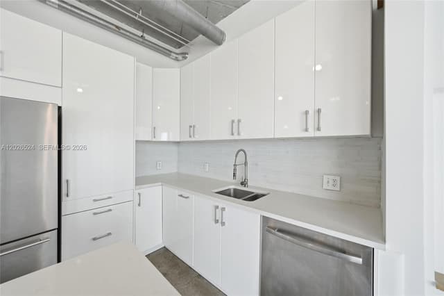 10 SW South River Dr # 804, Miami FL 33130 - Miami, FL - Photo 3