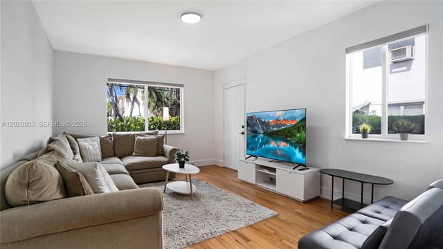 815 W 39, Miami Beach FL 33140 - Miami Beach, FL - Photo 5