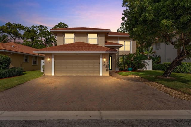 126 Hidden Hollow Drive, Palm Beach Gardens FL 33418 - Palm Beach Gardens, FL - Photo 2