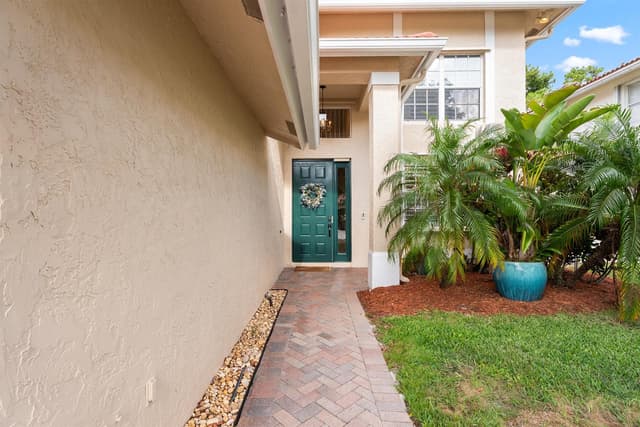126 Hidden Hollow Drive, Palm Beach Gardens FL 33418 - Palm Beach Gardens, FL - Photo 3