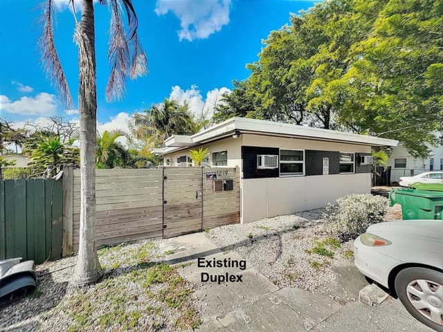 1219 NE 5th Terrace # 2, Fort Lauderdale FL 33304 - Fort Lauderdale, FL - Photo 2
