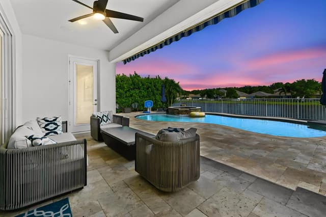 9526 Wrangler Drive, Lake Worth FL 33467 - Lake Worth, FL - Photo 4