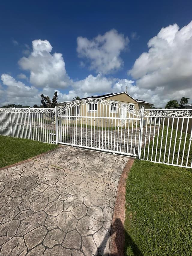 1730 SW 72nd Ct, Miami FL 33155 - Miami, FL - Photo 7