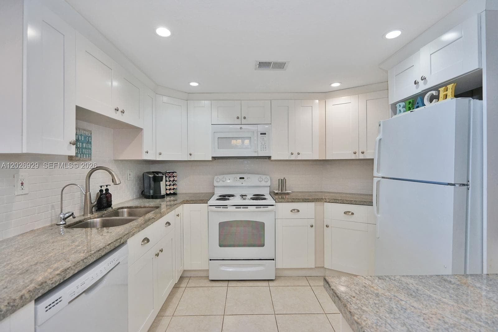 3725 S Ocean Dr # 1216, Hollywood FL 33019