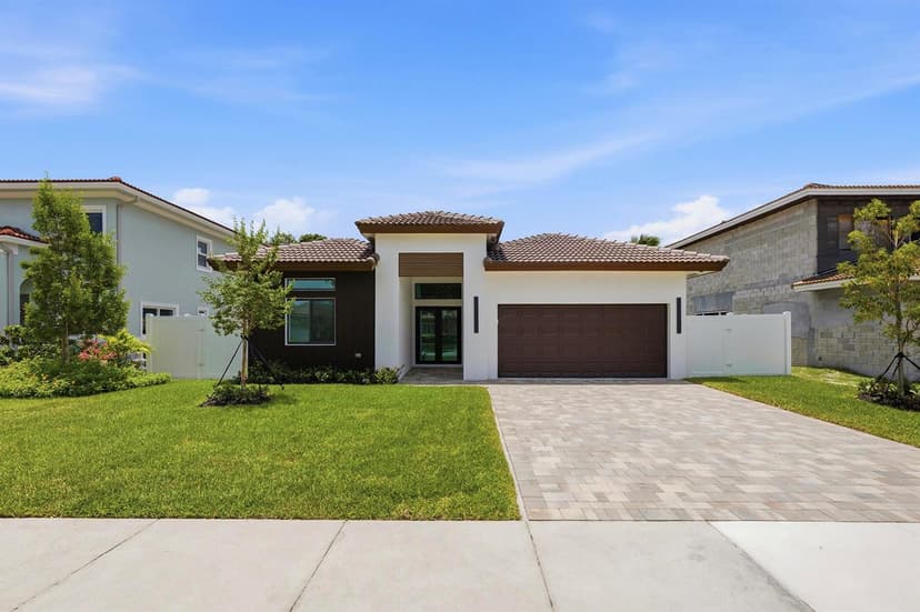 4530 NW 36th Court, Fort Lauderdale FL 33319