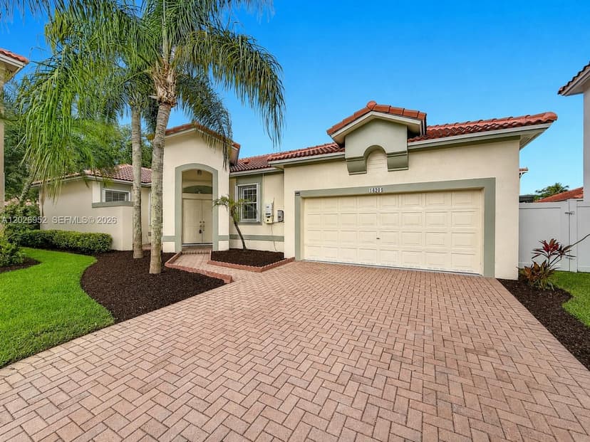 16204 Opal Creek Dr, Weston FL 33331