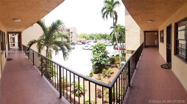 1325 W 68th St # 214, Hialeah FL 33014 - Hialeah, FL - Photo 4