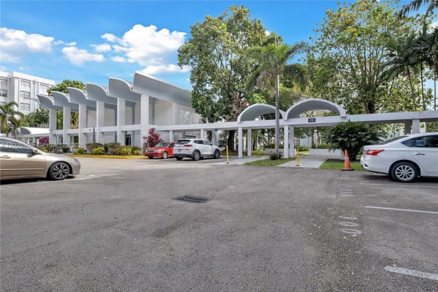 496 NW 165th St Rd # 616, Miami FL 33169 - Miami, FL - Photo 7