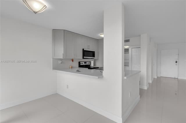 9440 W Flagler St # 208, Miami FL 33174 - Miami, FL - Photo 6