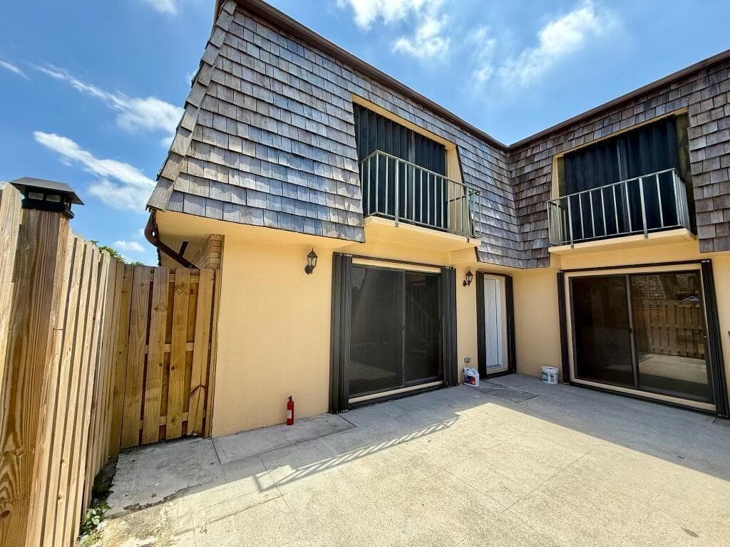 79 Lake Arbor Drive # 79, Palm Springs FL 33461 - Palm Springs, FL - Photo 1