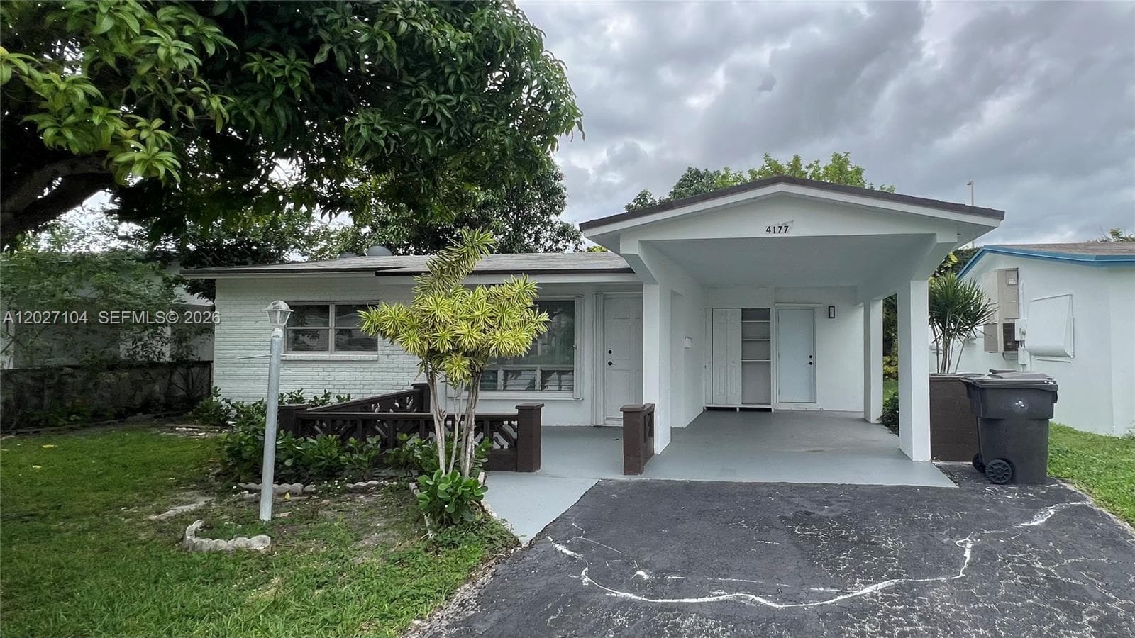 4177 NW 52nd Ave, Lauderdale Lakes FL 33319 - Lauderdale Lakes, FL - Photo 1