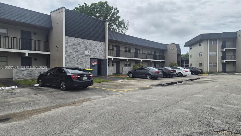 7920 N Colony Cir N # 103, Tamarac FL 33321